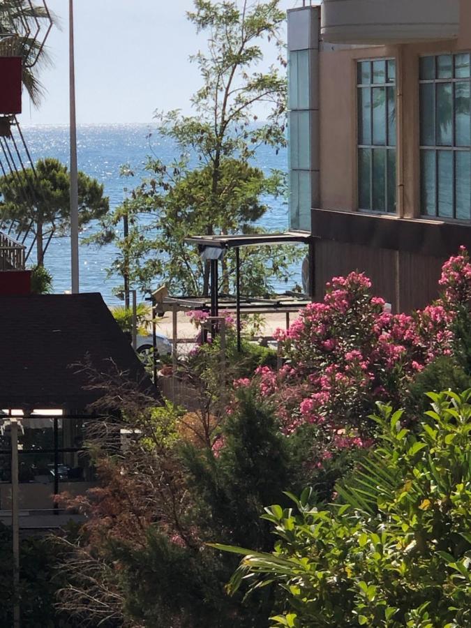 Lungomare Apartment Vlore Bagian luar foto