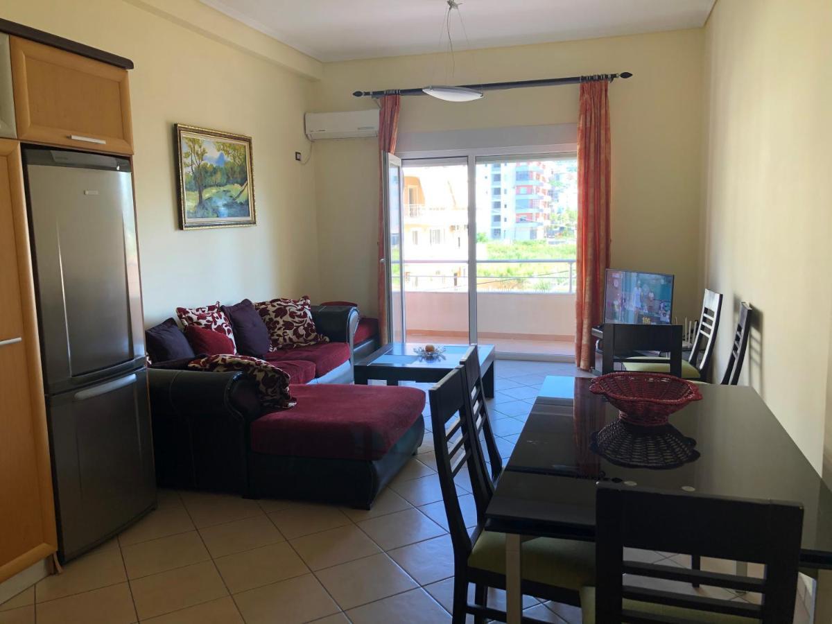 Lungomare Apartment Vlore Bagian luar foto